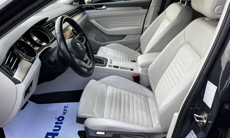 Volkswagen Passat Variant 2.0 TDI SCR Elegance 4Motion DSG (2020. 03)